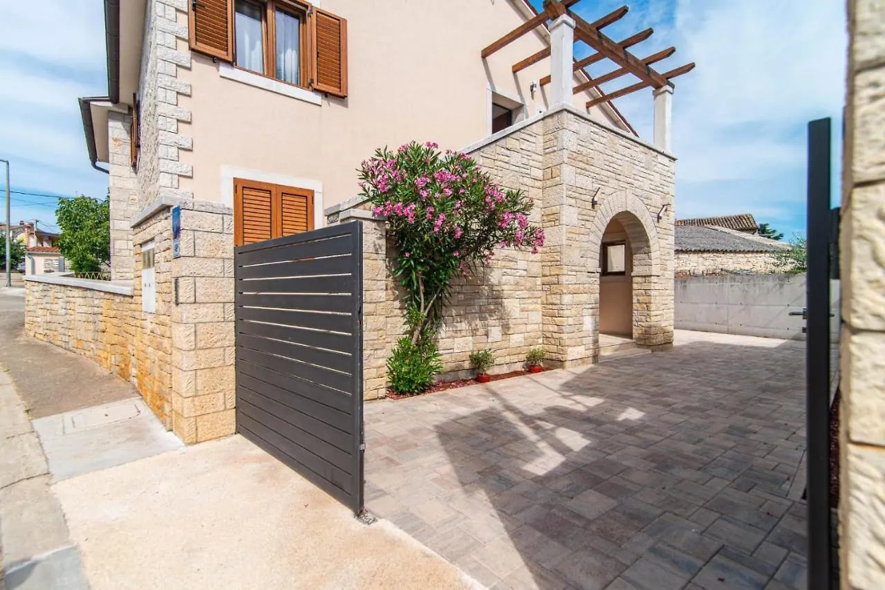 Apartment Vabriga Tar-Vabriga